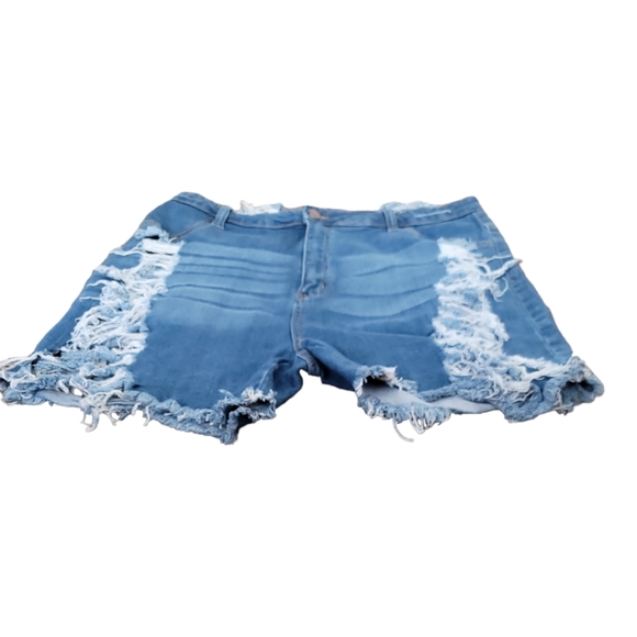 Fashion Nova Women's Distressed Bermuda Shorts Medium Blue Wash 3X NWOT - Picture 3 of 10